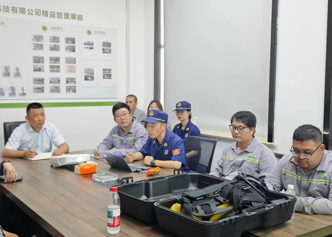 1755660430472244gyVy.jpg 1755660426739.jpg